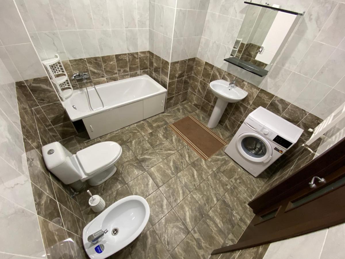Sky House Central Apartment Chişinău Esterno foto